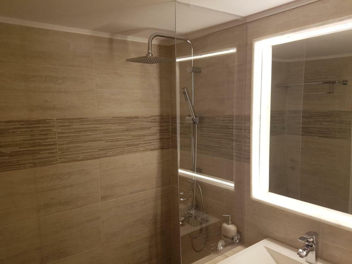 John Beauty 50M2, Metro And Acropolis 5' Apartment เอเธนส์ ภายนอก รูปภาพ